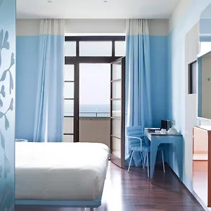 Hotell Jr Grande Delle Nazioni, Bari